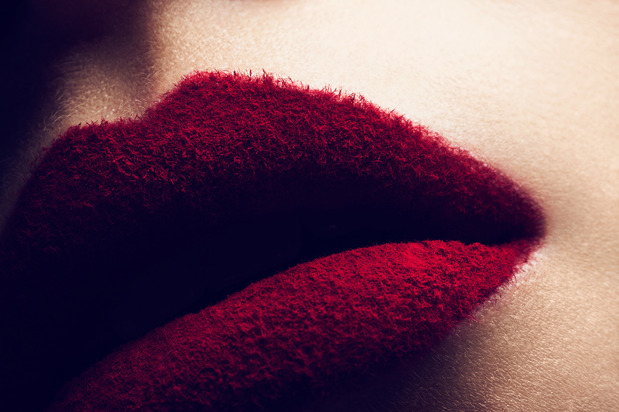 jedavu:  LIPS for Zebule Magazine created by Lucie Brémeault