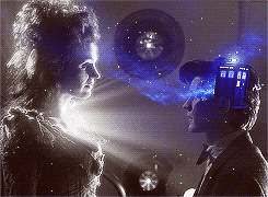 aaronpaauls-deactivated20141206:  It’s called the TARDIS. It can travel anywhere