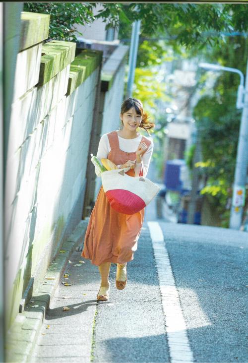 akbscan:   深川麻衣 UTB Vol.236 part.2(via. Wallace_Grace )
