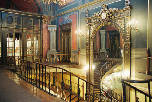 lupuom:   Șuțu (Shutzu) Palace, 1835, now Bucharest Municipality Museum 