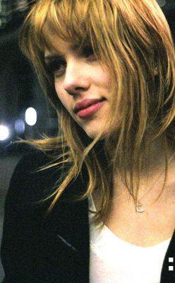 nostalgia-gallery:      Scarlett Johansson in “Lost in Translation” (2003)   ❤❤❤