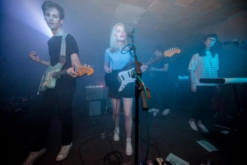 ive-never-been-to-ohio:  Alvvays @ DIY Presents