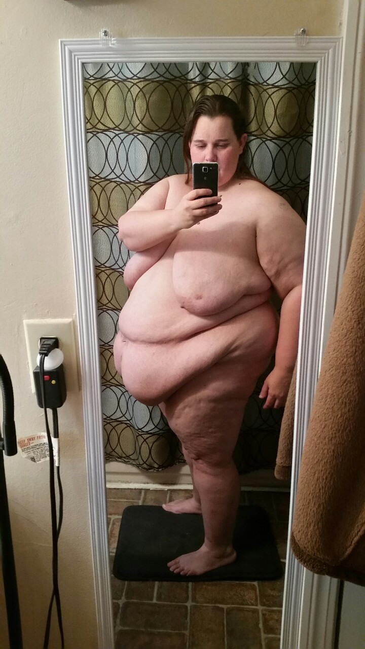 garyplv:  ssbbwsatx:  bbwfreaks:  fwbnurse:  Jenn from Moco space…  She’s fucking