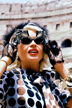 vintagegal:  Jayne Mansfield in Rome 