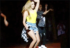 jasminatorr:  Jasmine Performing her new song ‘One Night&rsquo; - x