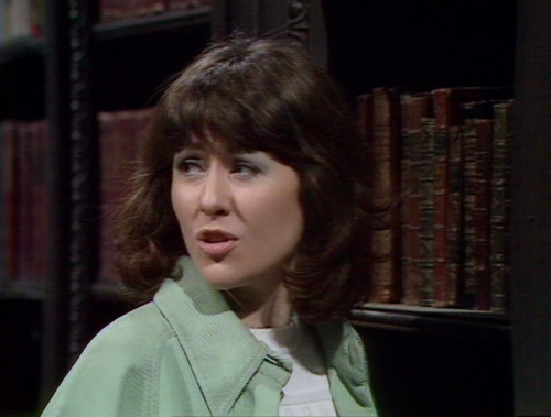 Elisabeth Sladen as Sarah Jane Smith in ‘Terror of the Zygons’ - pt 1