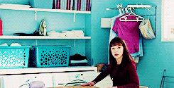 nevillles:get to know me meme: 1/5 favorite tv shows ORPHAN BLACK