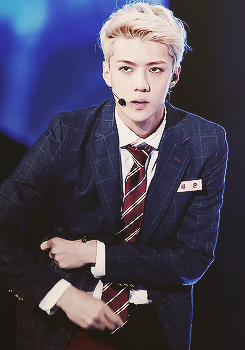 sehunphilia:  Sehun's New Clean Cut   