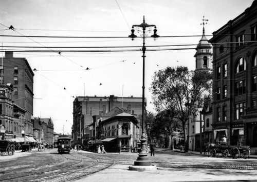  Congress Square, featuring the baby Flatiron Building, Portland, Maine, 1907. 