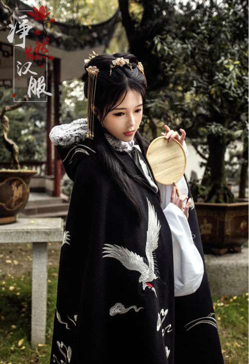 hanfugallery:Traditional Chinese hanfu by 净燃汉服