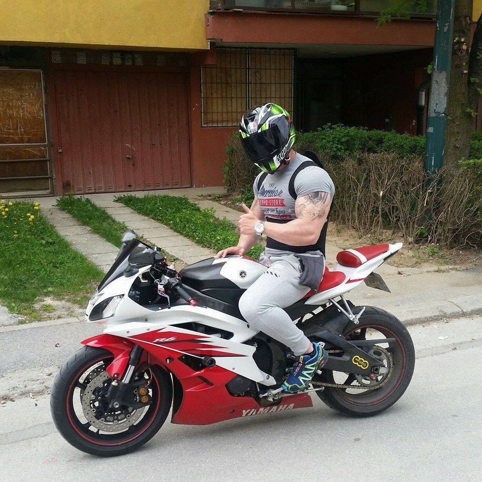 velikimomci: serbian-muscle-men:  More of his pics here -&gt; http://serbian-muscle-men.tumblr.com/post/144652773724/more-of-his-pics-here