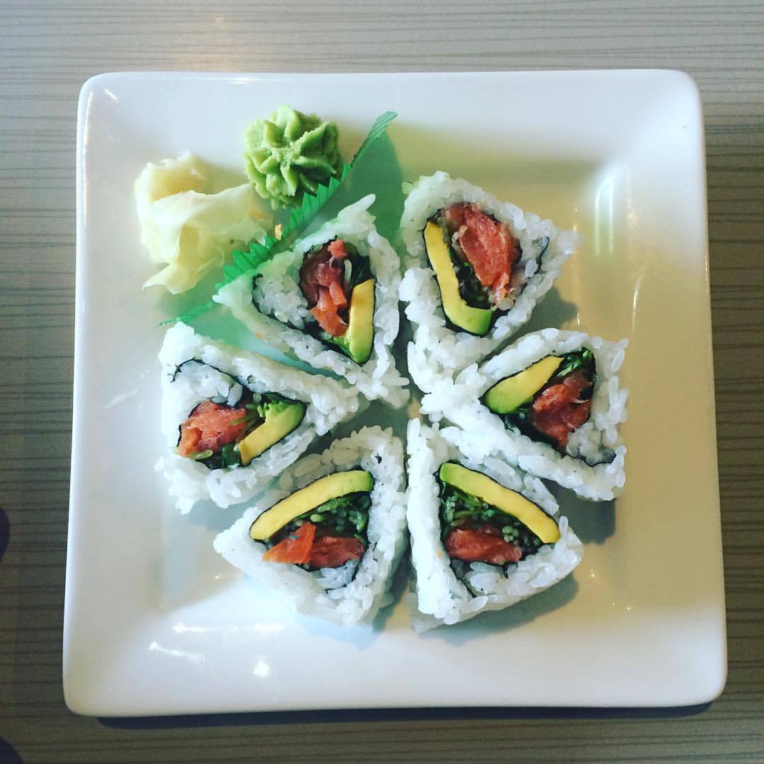 #foodporn #nom #sushi