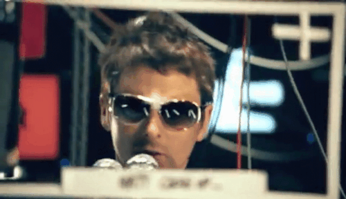 supermassive-dead-star: fangirling-for-no-reason: Muse - Undisclosed Desires such a fashionable vide