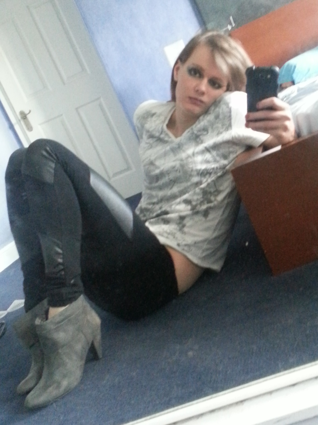 trapdragon:  And the rest of the outfit, to prevent me from being arrested for indecent