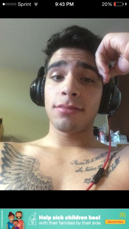 betosgaylatinmenfan:    Beto’s Cornerhttp://betosgaylatinmenfan.tumblr.com/  
