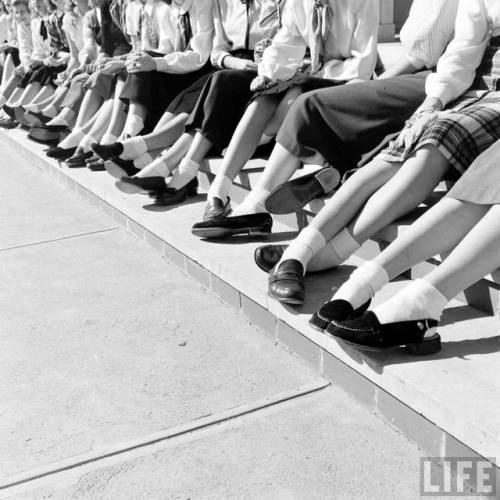 That year when everyone was wearing loafers(Cornell Capa. 1947)