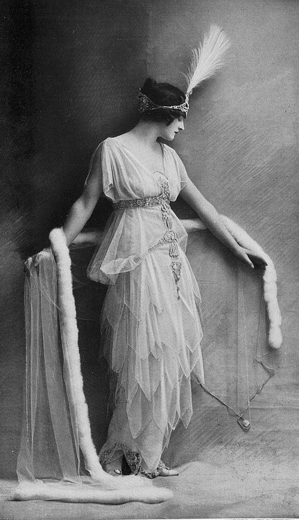 Edwardian dresses by Lucile1. 19142. 19143. 1912 (Modeled by “Lucile” herself: Lady Lucy Duff Gordon