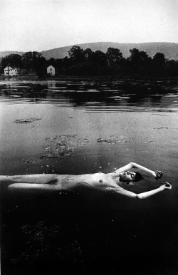 onlyoldphotography:  Ralph Gibson: Floating