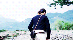 emmakillian:killian jones hiatus meme: week five  → killian jones + scenery