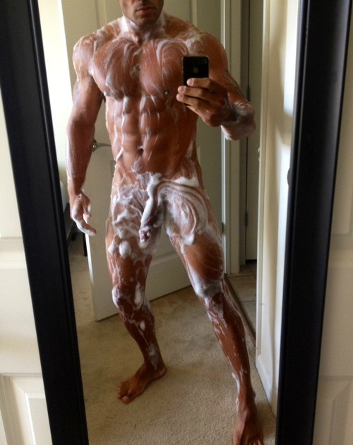 camodude:  Follow me:http://www.camodude.tumblr.com