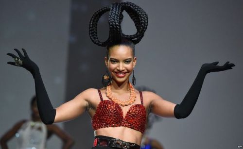 angryafricangirlsunited:  Abidjan, Ivory Coast. source: BBC