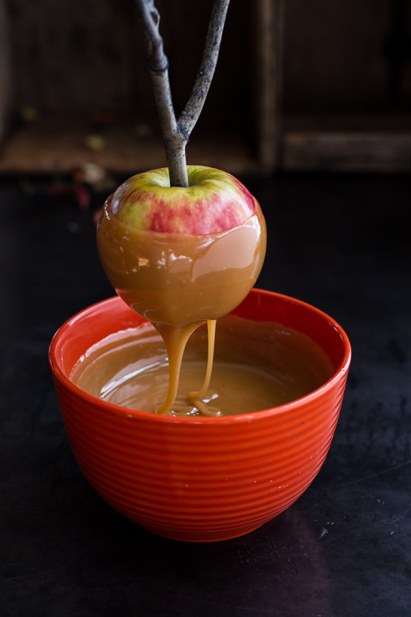 foodffs:  Salted Caramel Apple Snickers Cake. Really nice recipes. Every hour.  