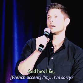 sensitivehandsomeactionman: It’s late, Jensen needs to sleep before the big con day, and hotel