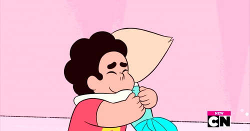 queenbovine: “I’ll wait for you here.”PEARL IS 100% STEVEN’S MOM AND YOU CAN’T TAKE THAT AWAY FROM M