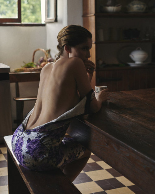 mybluewindow:  Laetitia Casta by Blair Getz Mezibov