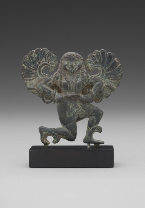 theancientwayoflife:~ Running Gorgon.Date: ca. 540 B.C.Culture: Greek, Laconian or South ItalianPeri