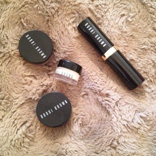 @bobbibrown took my Christmas money #bobbibrown #finally #makeup #cosmetics #essentials #bloggers #c