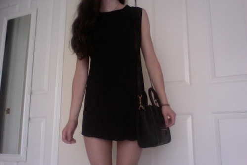 holled:  (◕‿◕✿)feeling super duper pale(◕‿◕✿)