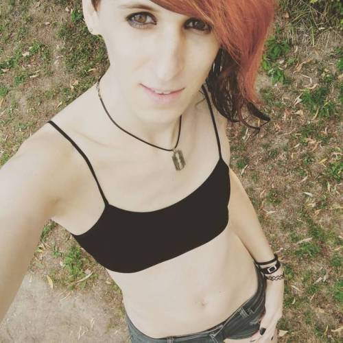 Rawr hate the sun i can barely keep my pretty eyes open xd ^_^ #emo #emocat #emogirl #emogurl #trap #tgirl #transsexual #rawr #scene #scenegirl #transgirl #transgender #goth #gothgirl