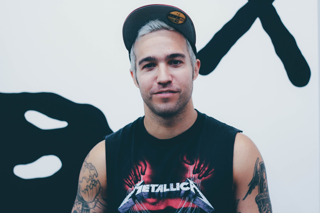 attentiontoaesthetic:  Pete Wentz Portrait by @rickydirects
