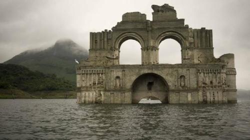 thelastdiadoch:    Sixteenth Century Church Re-Emerges From The Water After DroughtOctober 19, 2015 | by Tom Hale“Beautiful photos of the Mexican Temple of Santiago have been circulating online, showing the church reappear from the water like a lost