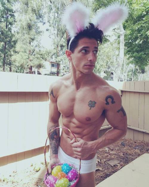 tripltap:  Gymspiration with Tyler James  http://www.facebook.com/tripltap