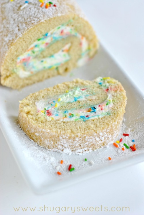 confectionerybliss:Vanilla Funfetti Cake RollSource: Shugary Swweets