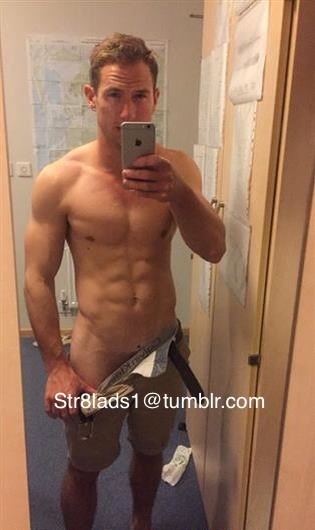 edcapitola2:  edcapitola:  str8lads1:  23, adult photos