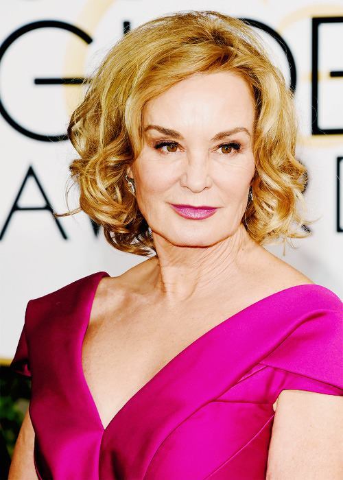 ahorrorstorycircle:  Jessica Lange at the Golden Globe Awards. 