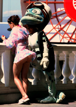 peacepax:  whooty and Crazy Frog 