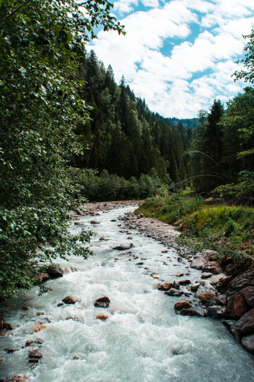 amaryllis-ah:Living in Altitude • Jack .A. ©Facebook   Tumblr  Instagram  5