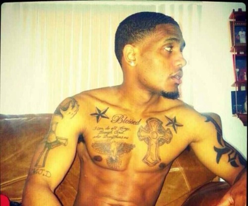 dcjellybabies:  nutjobb:  #Faints’  Sexy