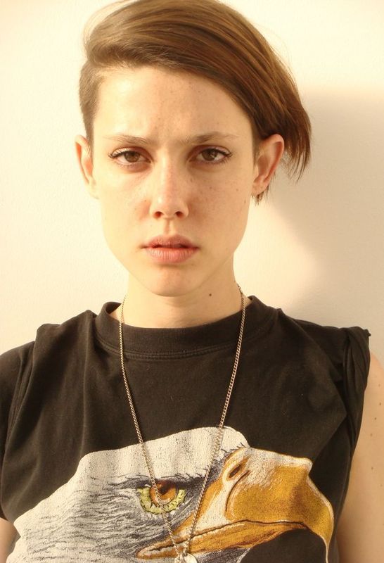 ulzzangtomboy:  [x]