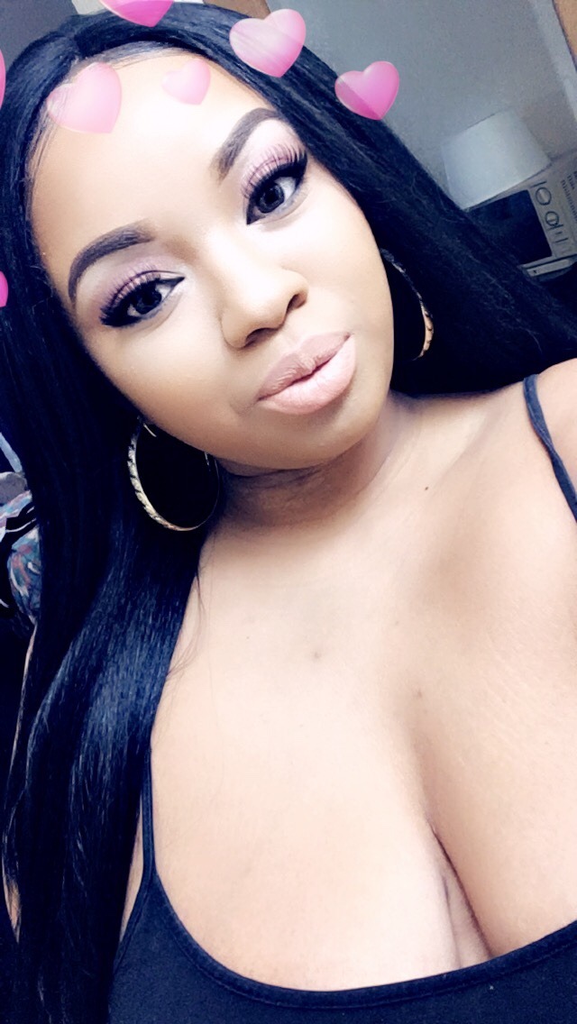 officialmiajaee:  Back In El Paso!!🤑🤑🤑🤑🤑 HMU!💌💌💌