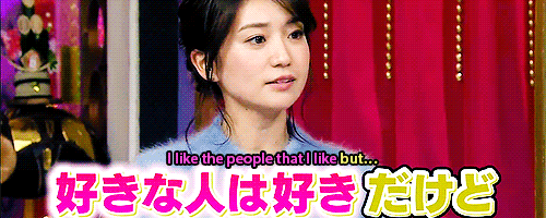 akb48g-gifs: Oshima Yuko answers if she had many friends on Konya Kurabete Mimashita