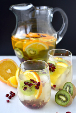 do-not-touch-my-food:  Champagne Sangria