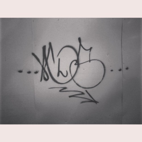 Mudei dnovo u_u #boanoite #tagsandthrows #spraycan #vandalart