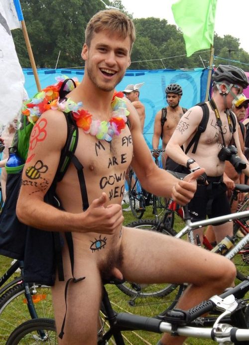 londonnakedbikeride:   Use the tag for more of him. 5 of 5.  
