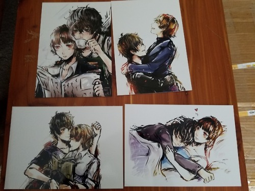 vanalosswen: I got a package in from @freinoir! It arrived way faster than I expected, and I’m