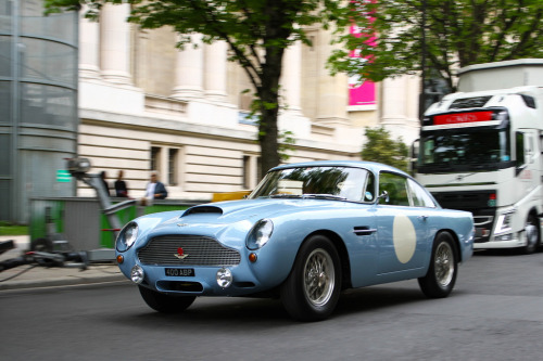 carpr0n:  Starring: Aston Martin DB4 GT (by BrunoImperiale) 